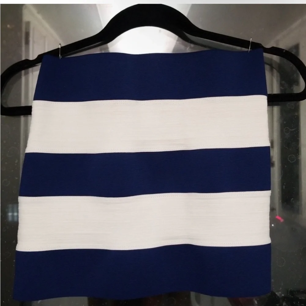 Striped Bondage Mini Skirt - Picture 2 of 2